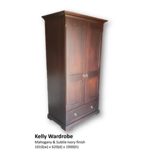 Kelly Wardrobe